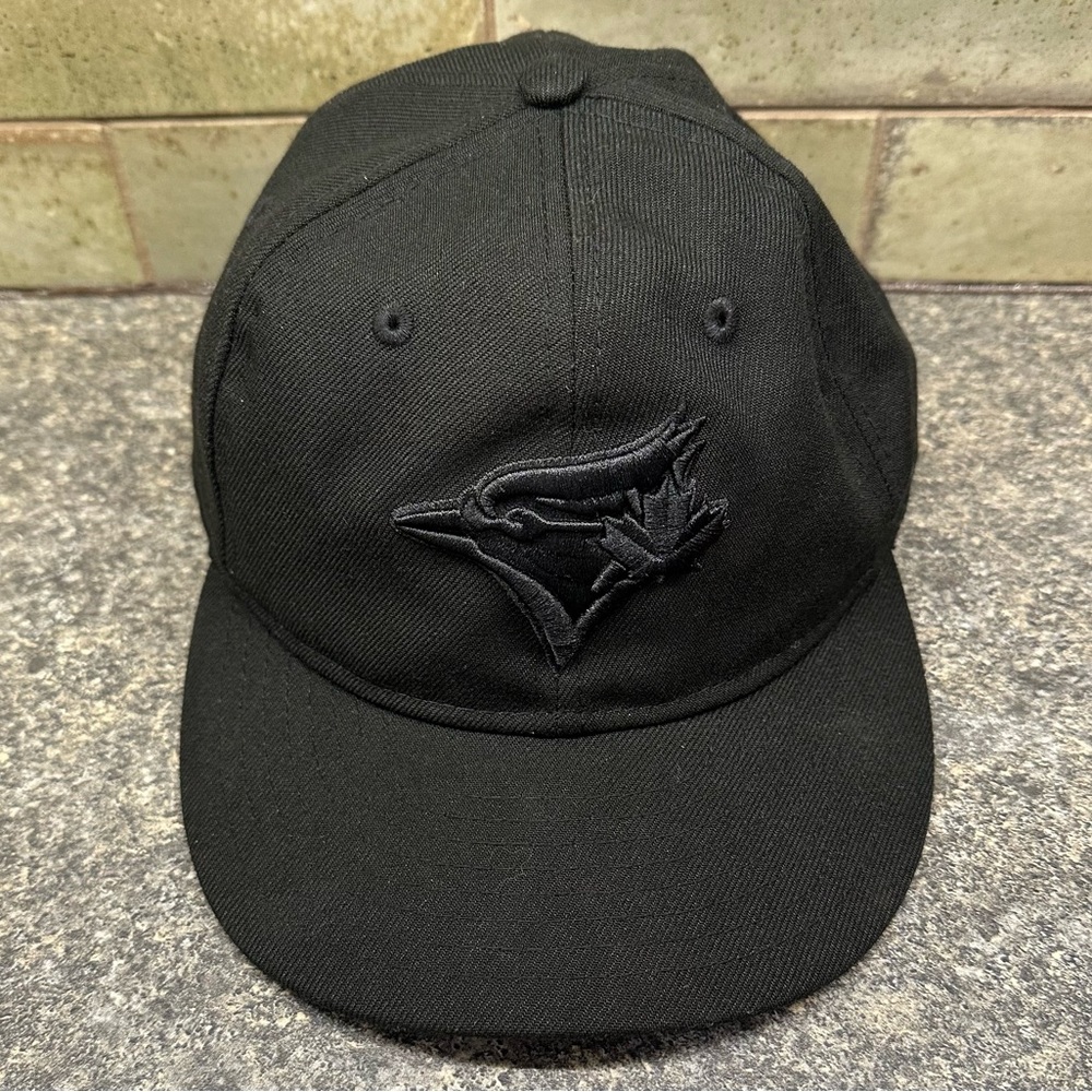 Toronto Bluejays New Era 59Fifty Fitted Black Hat MLB Cap, Size 7 1/2